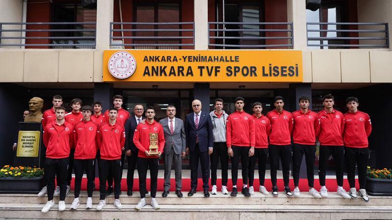 Bakan Tekin: Tematik spor liseleri ihtiyaca göre planlanacak