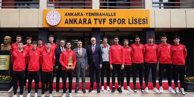 TVF Spor Lisesi’ne ortaokul kademesi geliyor: Bakan Tekin duyurdu
