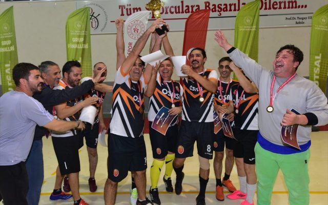 Osmaniye’de 4. Kamu Spor Oyunları futsal turnuvasını Samet Aybaba Spor Lisesi kazandı