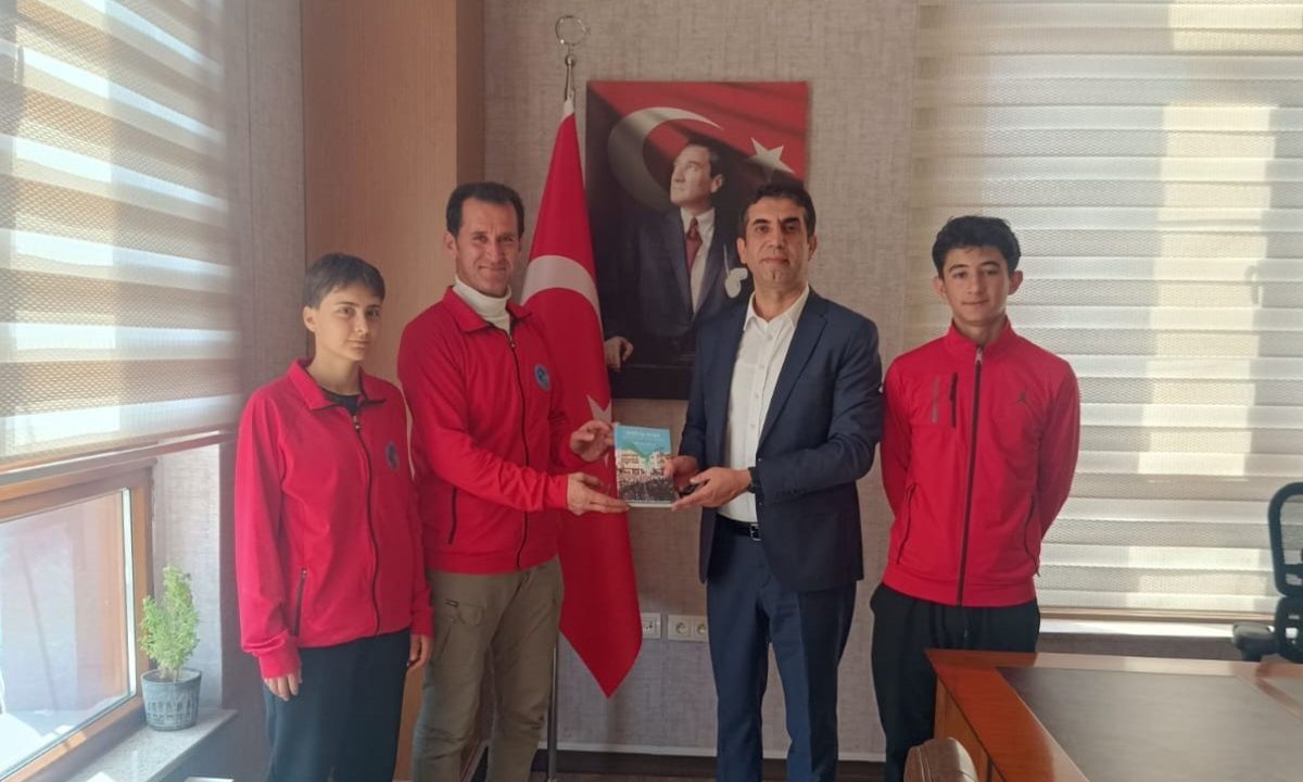 Pazarlar Spor Lisesi Kulübü, 111 madalya ve kupa raporunu Kazez’e sundu